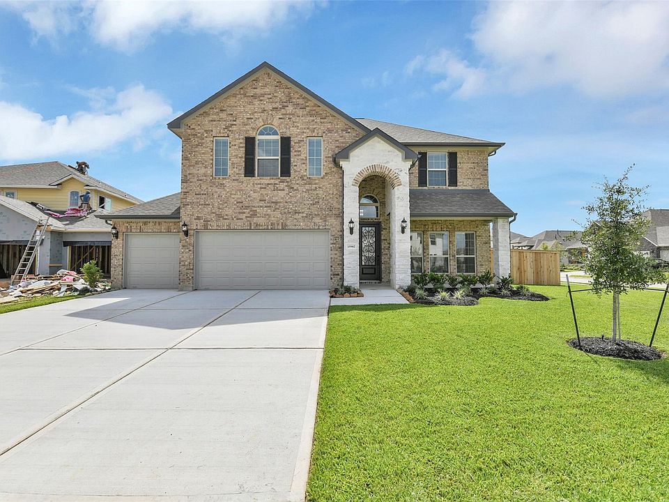 1st image of 15902 Mimosa Cedar Circle Lane