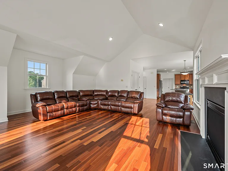 5 Rolling Hills Dr — Photo 18