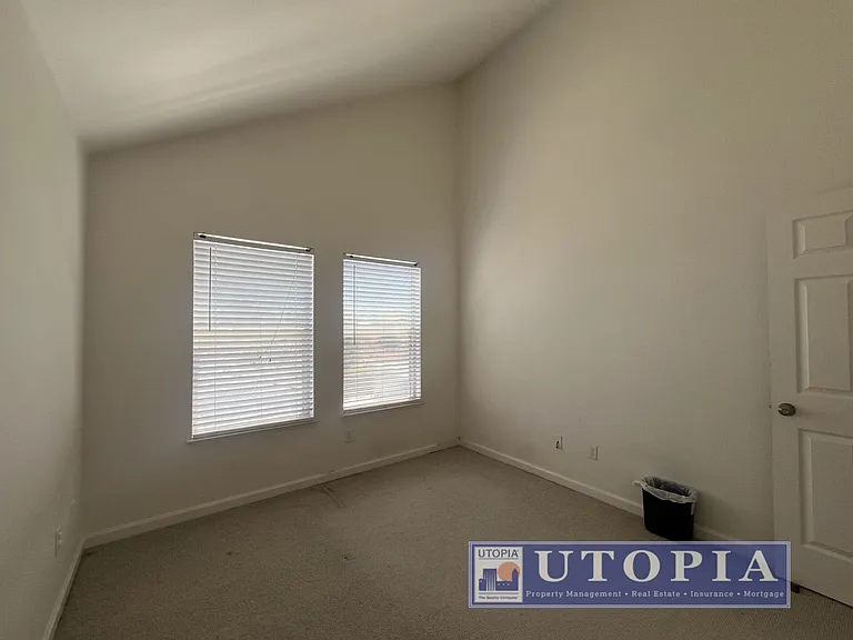 313 Village Cir — Photo 15