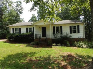 6421 Greenfield Dr, Spartanburg, SC 29303