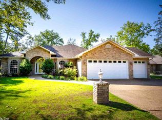 19 Coraza Cir, Hot Springs Village, AR 71909