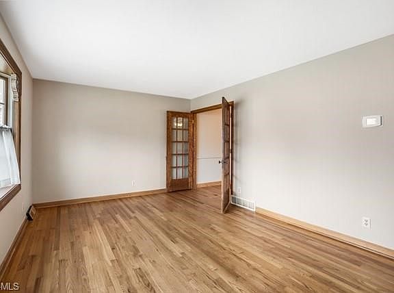 3rd image of 8034 Brookwood Dr NE