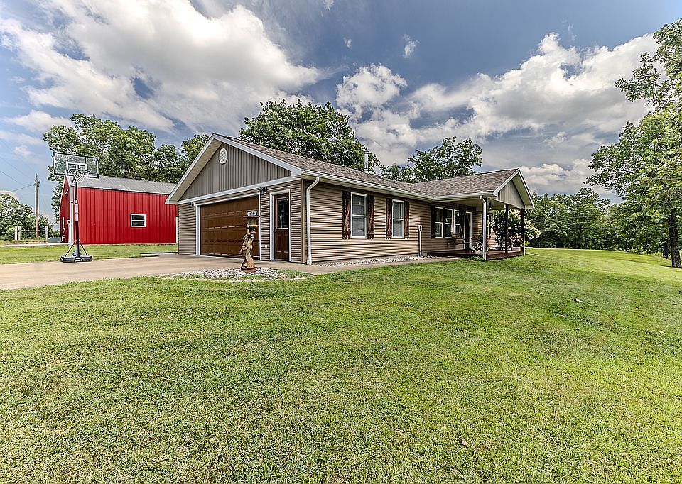 1st image of 178 Hicks Pond Cir