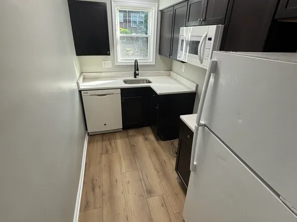 3203 W 2nd St APT 1, Wilmington, DE 19805