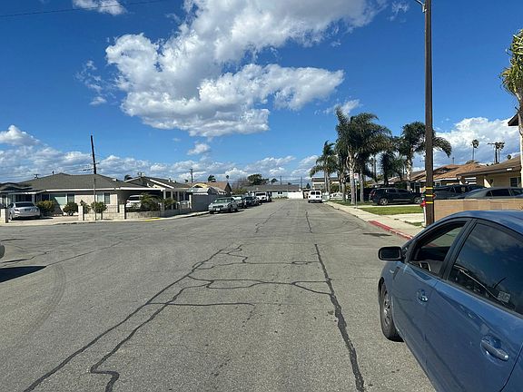 4th image of 2141 Hughes Dr