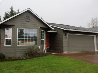 430 N 1st St, Carlton, OR