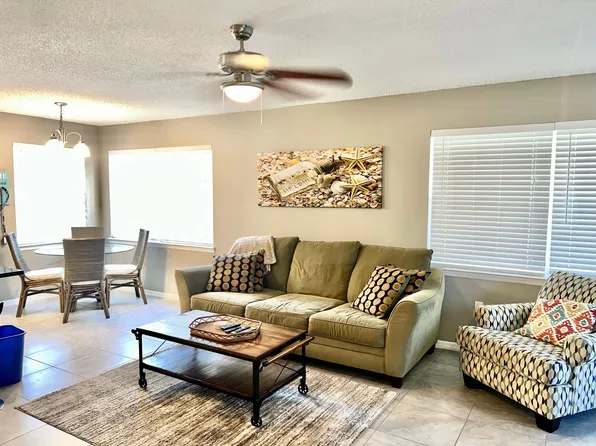 12550 Equestrian Cir APT 605, Fort Myers, FL 33907