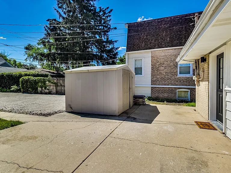 3631 Kemman Ave — Photo 27