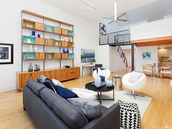 2nd image of 999 16th St APT 19