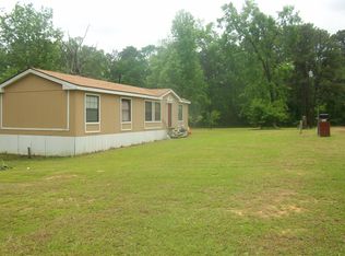 130 Chinaberry Dr, Milam, TX 75959