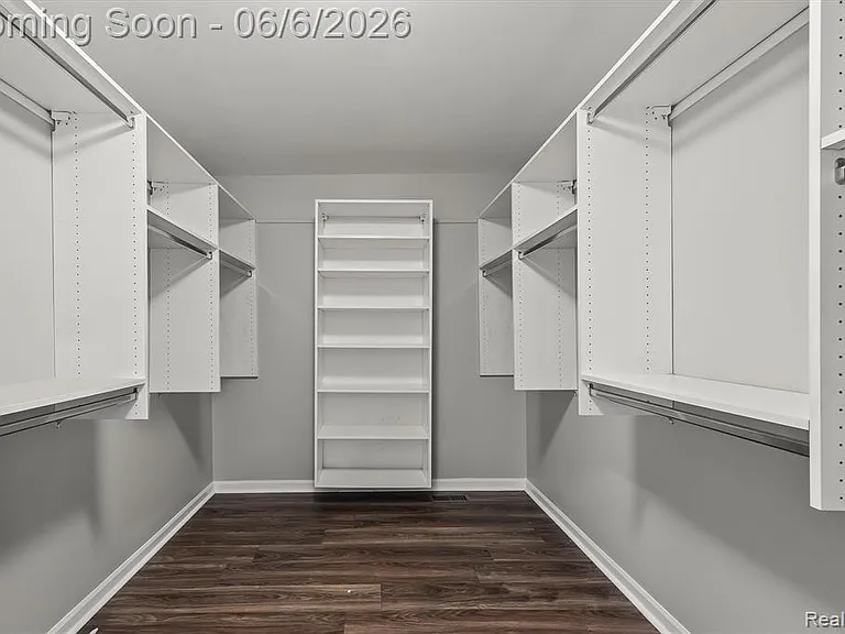 2962 Pheasant Ring Dr — Photo 40