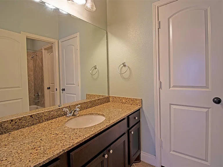 2019 Sunset Springs Dr — Photo 12