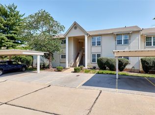 768 Sugar Glen Dr #6, Saint Peters, MO 63376