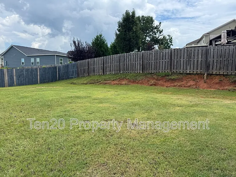 5037 Lexington Ln — Photo 36