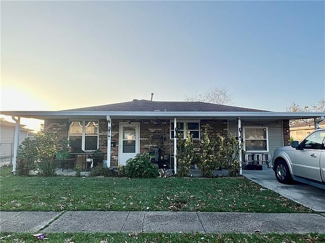 1st image of 512 Willowbrook Dr