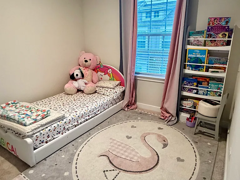 Paige Cir — Photo 7