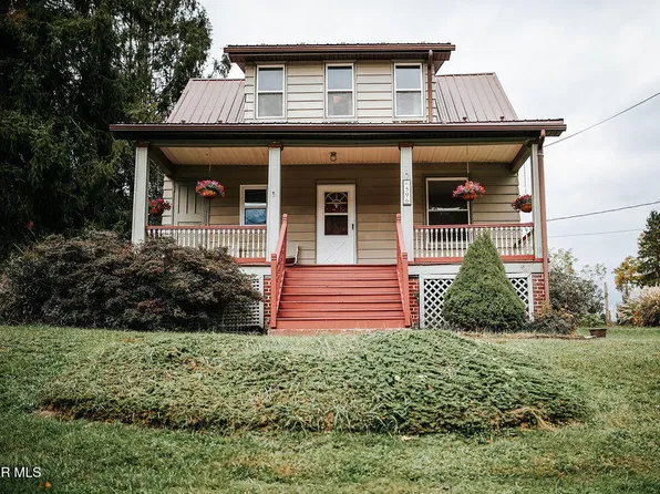 596 Oak St, Tyrone, PA 16686