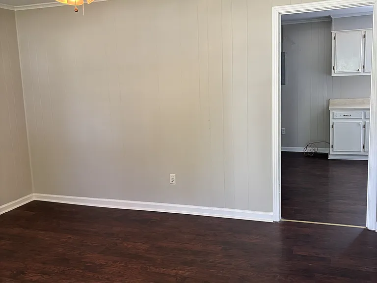 141 Fannie Dr — Photo 8