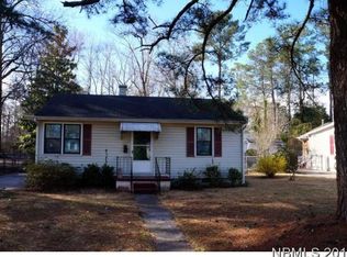 1005 Simmons St, New Bern, NC 28562
