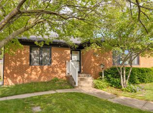 936 15th St, West Des Moines, IA 50265