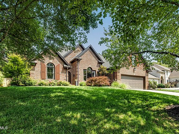 3rd image of 6723 Duncans Glen Dr
