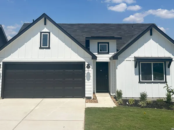 108 S0UTH PLAINS RD, San Marcos, TX 78666
