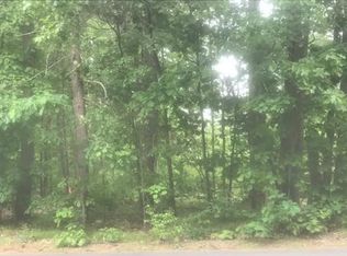 47 Reservoir Rd, Lunenburg, MA 01462