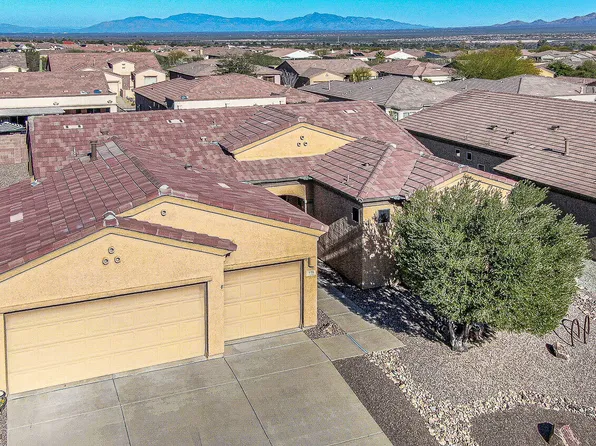 976 W Tenniel Dr, Green Valley, AZ 85614