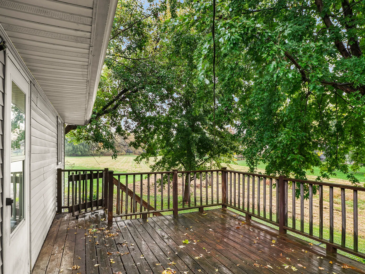 3 bed, 991 sqft, $1,850 — Photo 2