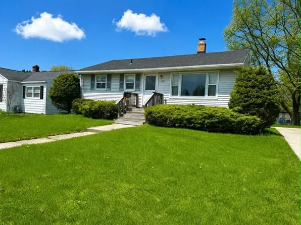 1507 S 2nd Ave, Alpena, MI 49707