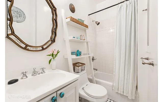 Sold by Douglas Elliman | media 9