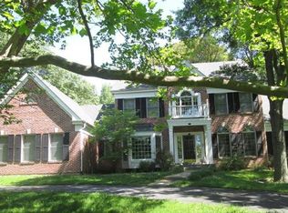 12425 Ladue Rd, Saint Louis, MO 63141