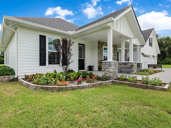 3rd image of 4842 SW 51st Ct