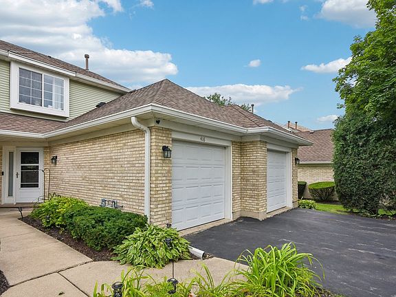 2nd image of 418 Lakeview Cir