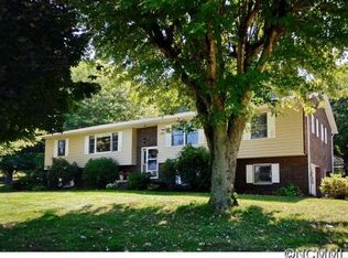 70 Odonald Rd, Asheville, NC 28806