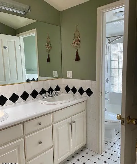 1650 Ard Eevin Ave — Photo 28