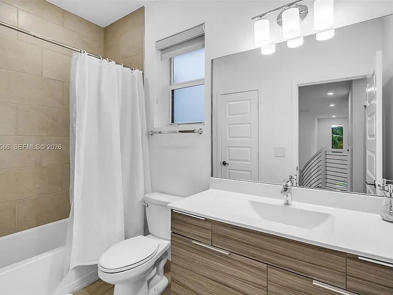 15540 NW 88th Ave #0 — Photo 29