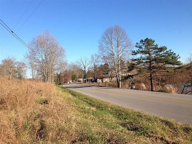 2nd image of 3893 Three C Loop Rd