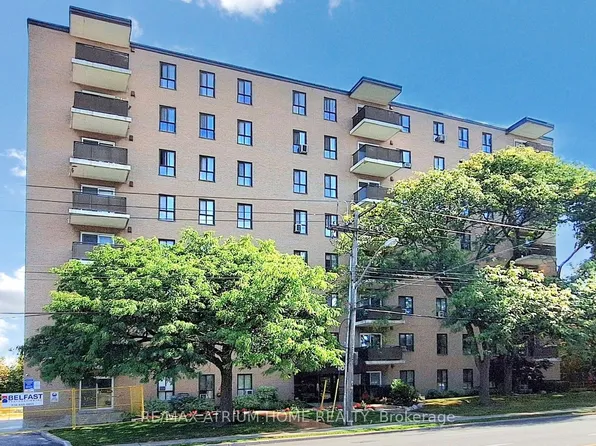 1101 Pharmacy Ave #804, Toronto, ON M1R 2H2