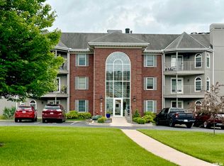 5200 N Knoxville Ave APT 209S, Peoria, IL 61614