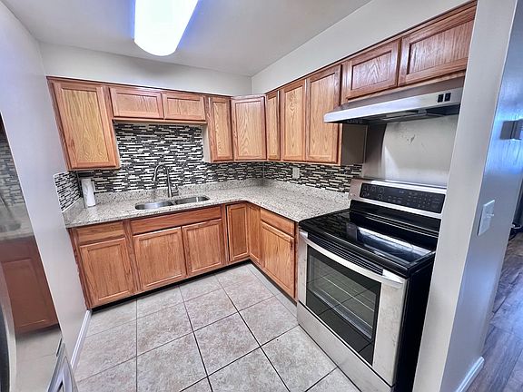 2nd image of 5668 Rosebury Dr