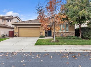 5109 Ocean Ln, Elk Grove, CA 95757