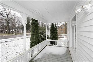 3rd image of 628 E Saint Joseph St