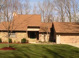 202 Lakeside Dr, Fairfield Glade, TN 38558