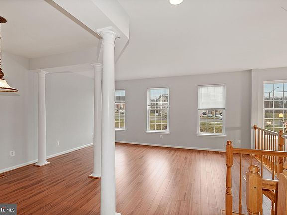 4th image of 12061 Kemps Landing Cir