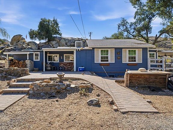 3rd image of 40781 Gibbel Rd
