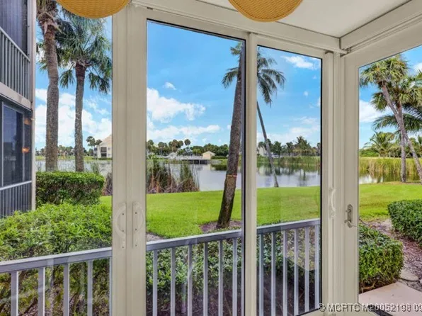 544 NE Plantation Rd APT 4704, Stuart, FL 34996
