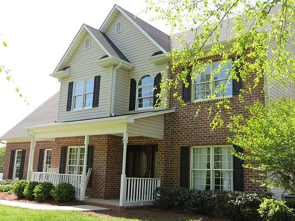 2nd image of 2838 Highland Pl