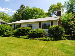 39 Malapardis Rd, Morris Plains, NJ 07950