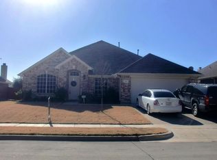 1211 Fleetwood Cove Dr, Grand Prairie, TX 75052